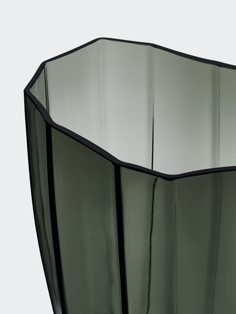 Orrefors <br>Reed Vase Moss Green L - Image 3