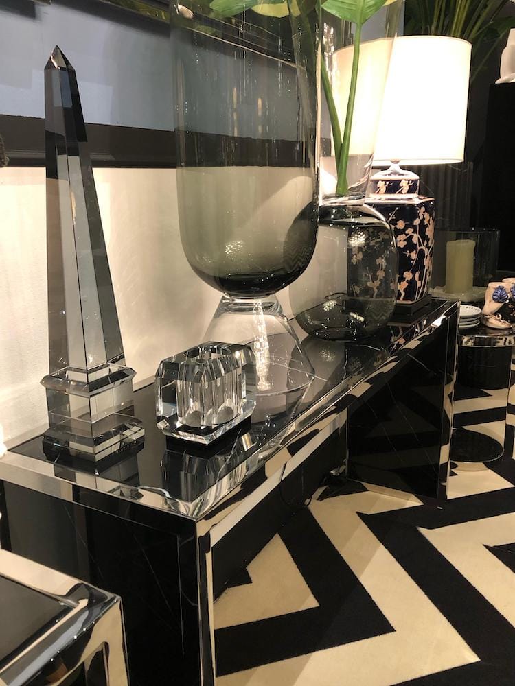 Abhika <br>Blocky Vase - Image 3