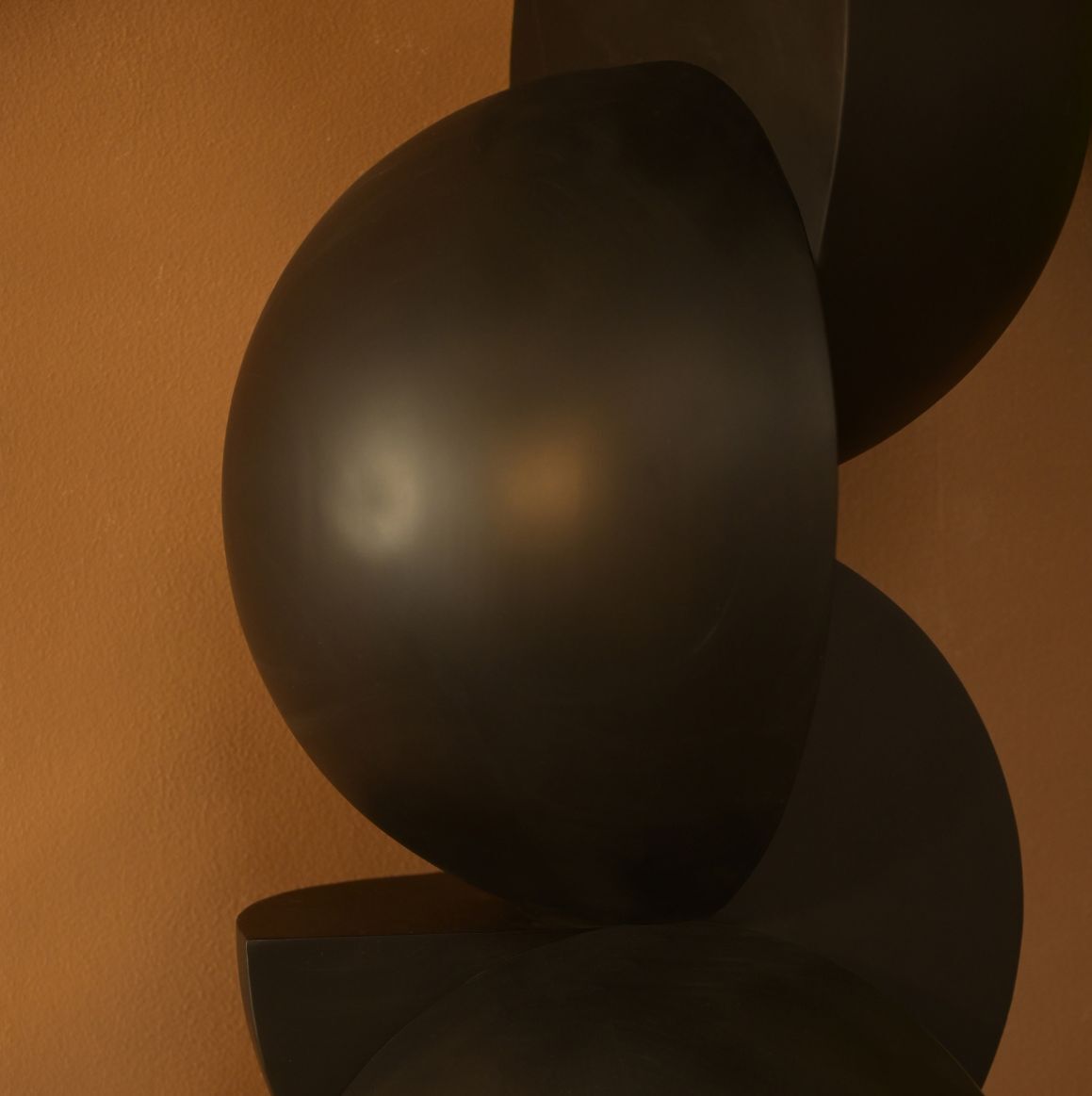 Nara Livin <br>Oblio Floor Sculpture - Image 3